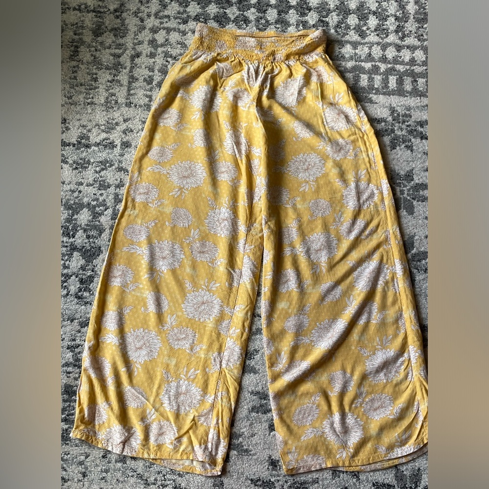 Yellow yoga pants